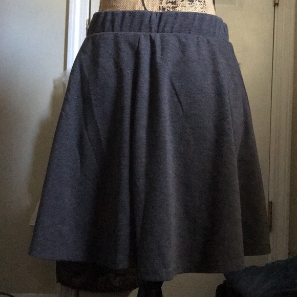 Gray Skater Skirt - Picture 2 of 4